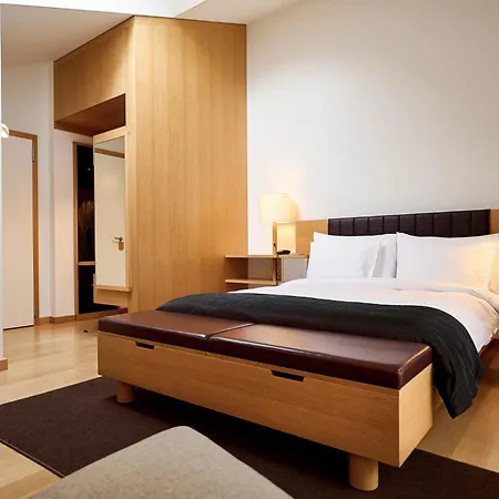 מלון The Omnia 5*