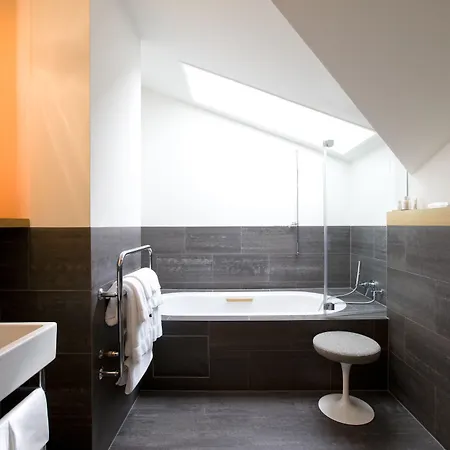 The Omnia Hotel