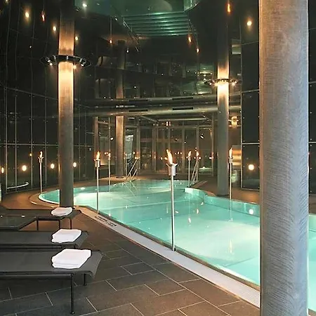 The Omnia 5*