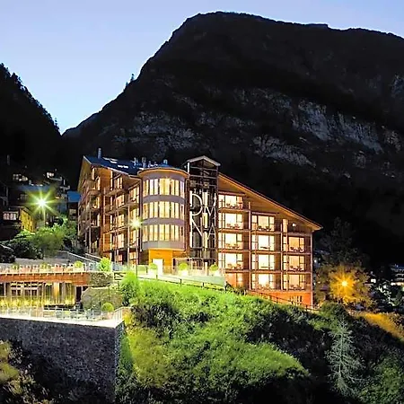 The Omnia Hotel