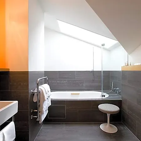The Omnia Hotel