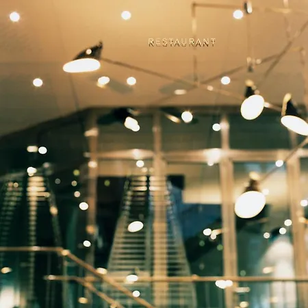 奥莫尼亚酒店 酒店 采尔马特