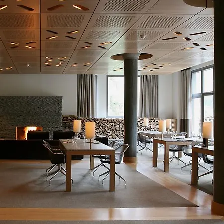 奥莫尼亚酒店 5* 采尔马特