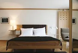 The Omnia Hotel 5*