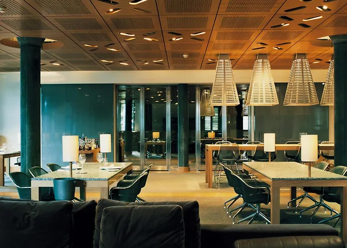 The Omnia 5*