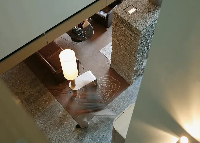 ザ オムニア ホテル 5*