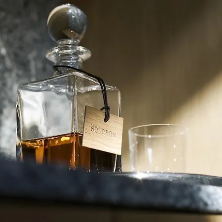 ザ オムニア ホテル 5*